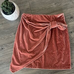 Tularosa Velvet pink skirt SZ Small